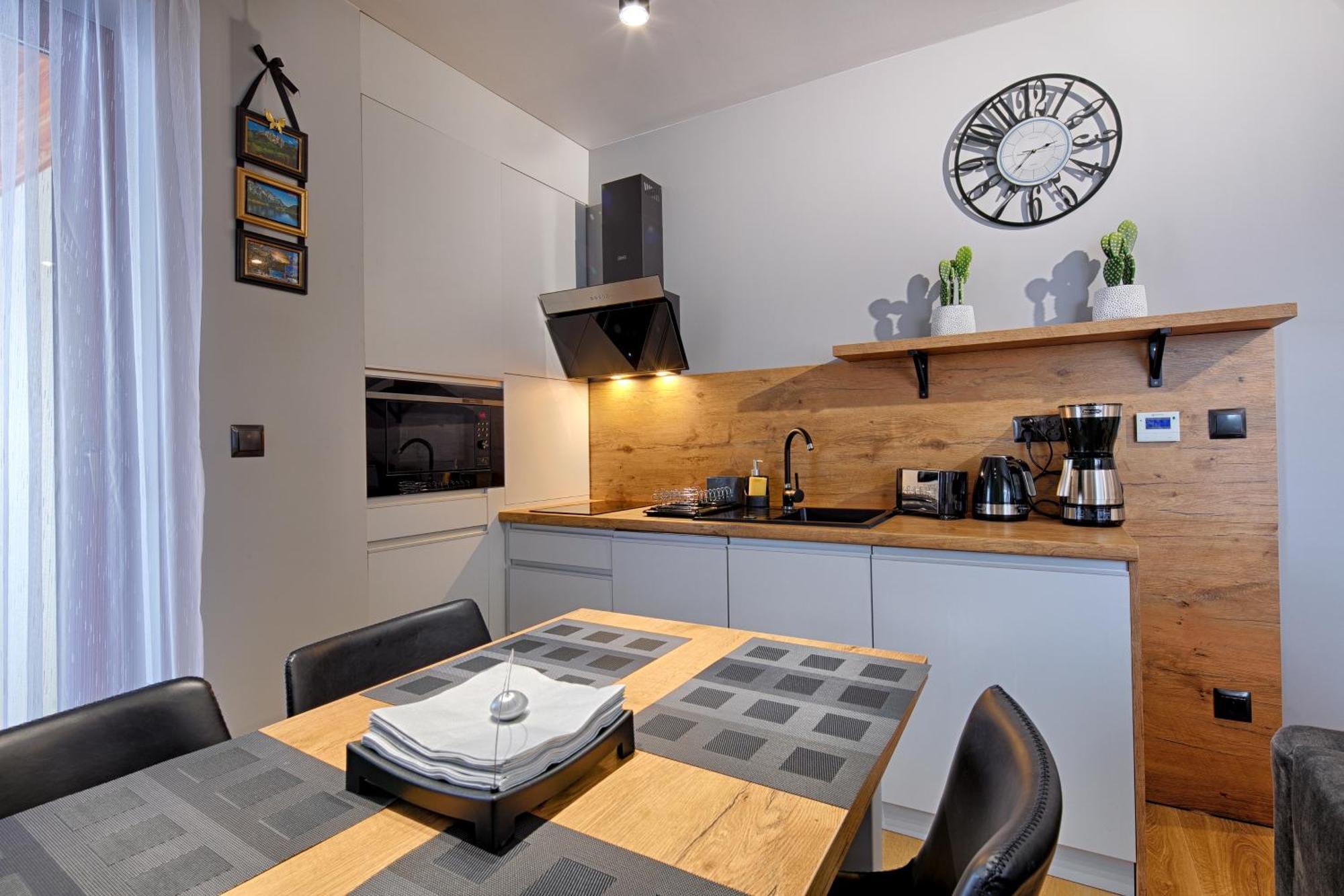 Apartment Gorski Przystanek Parzenica I Rozeta